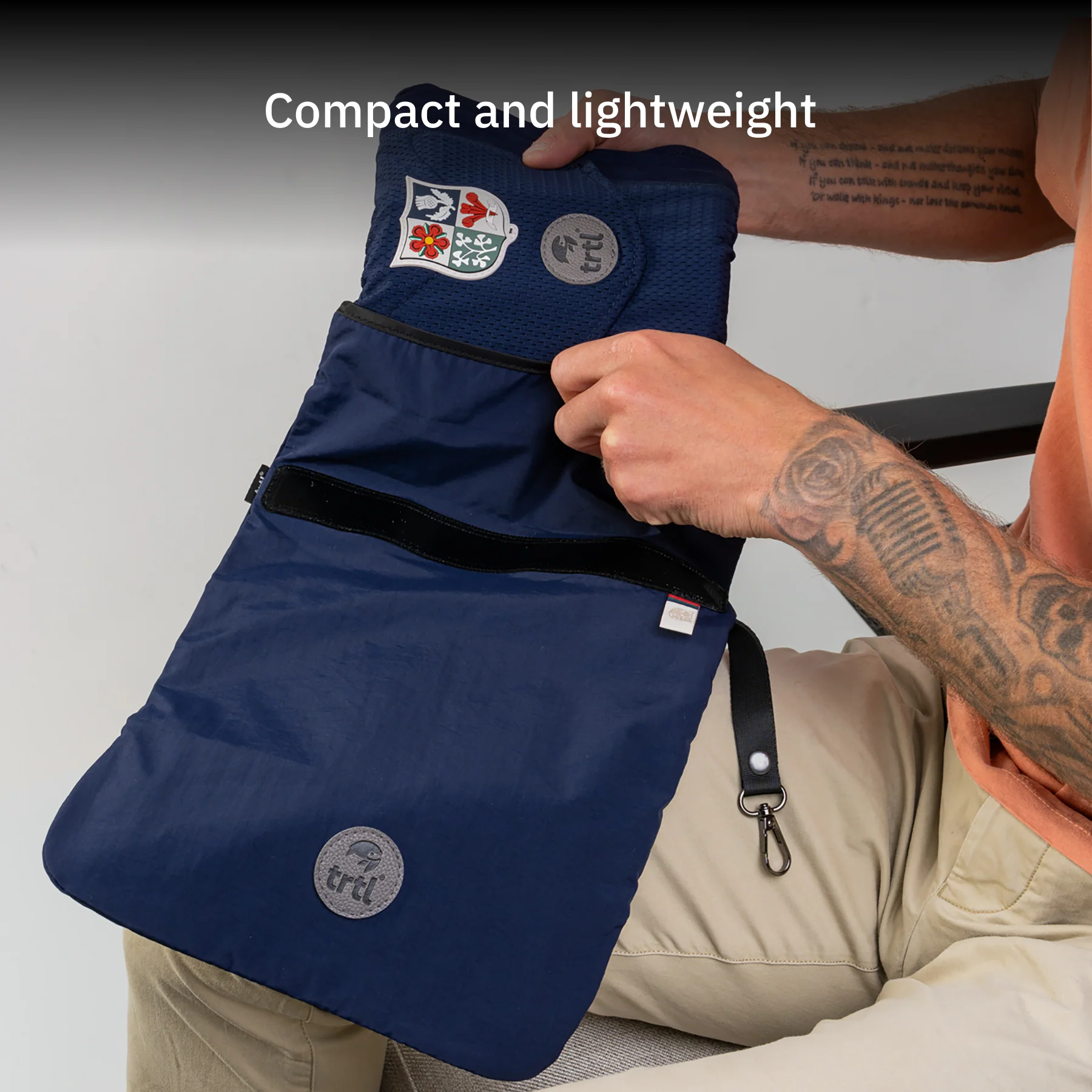 The British & Irish Lions™ x Trtl Travel Pillow Cool - Image 11