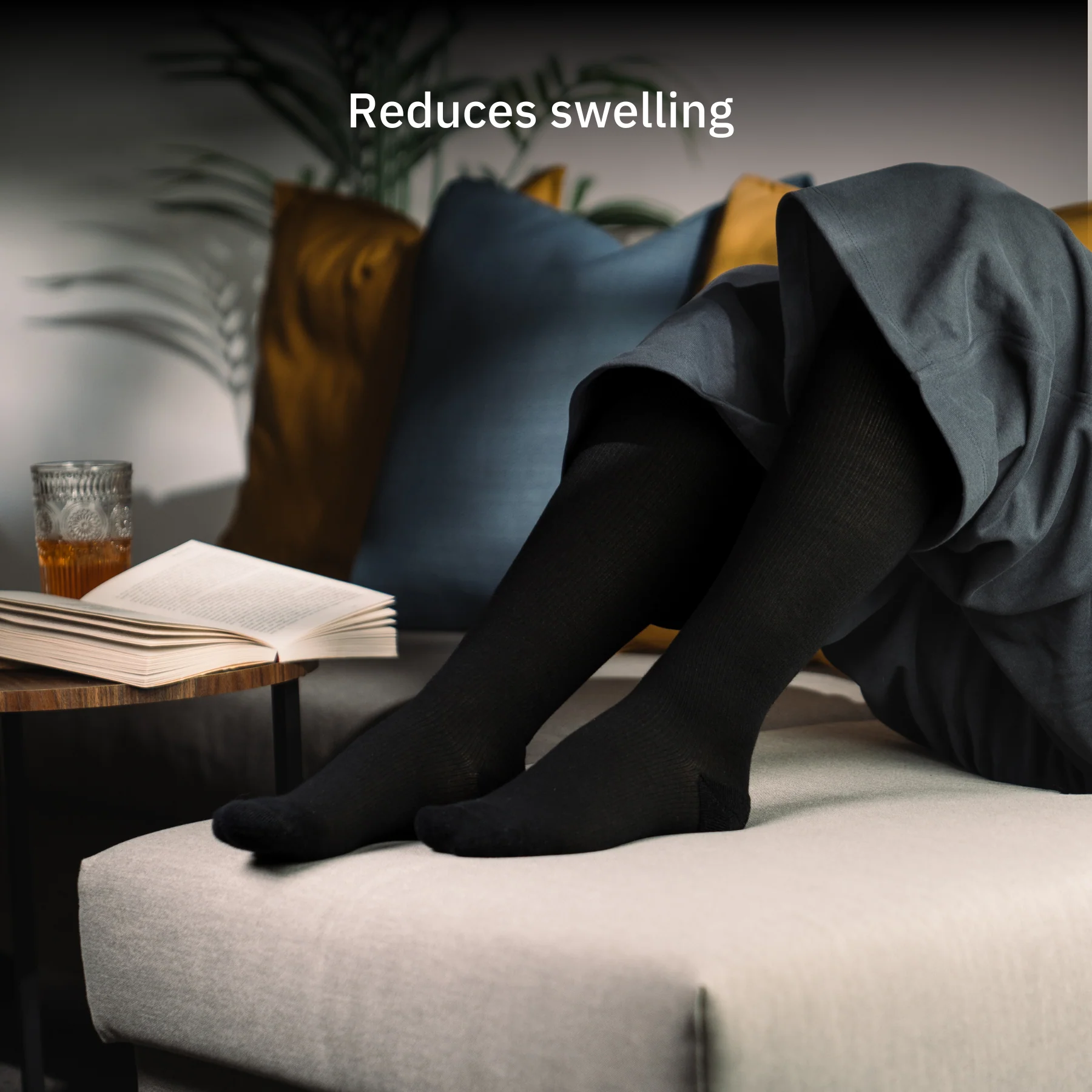 TRTL BAMBOO COMPRESSION SOCKS - Image 5