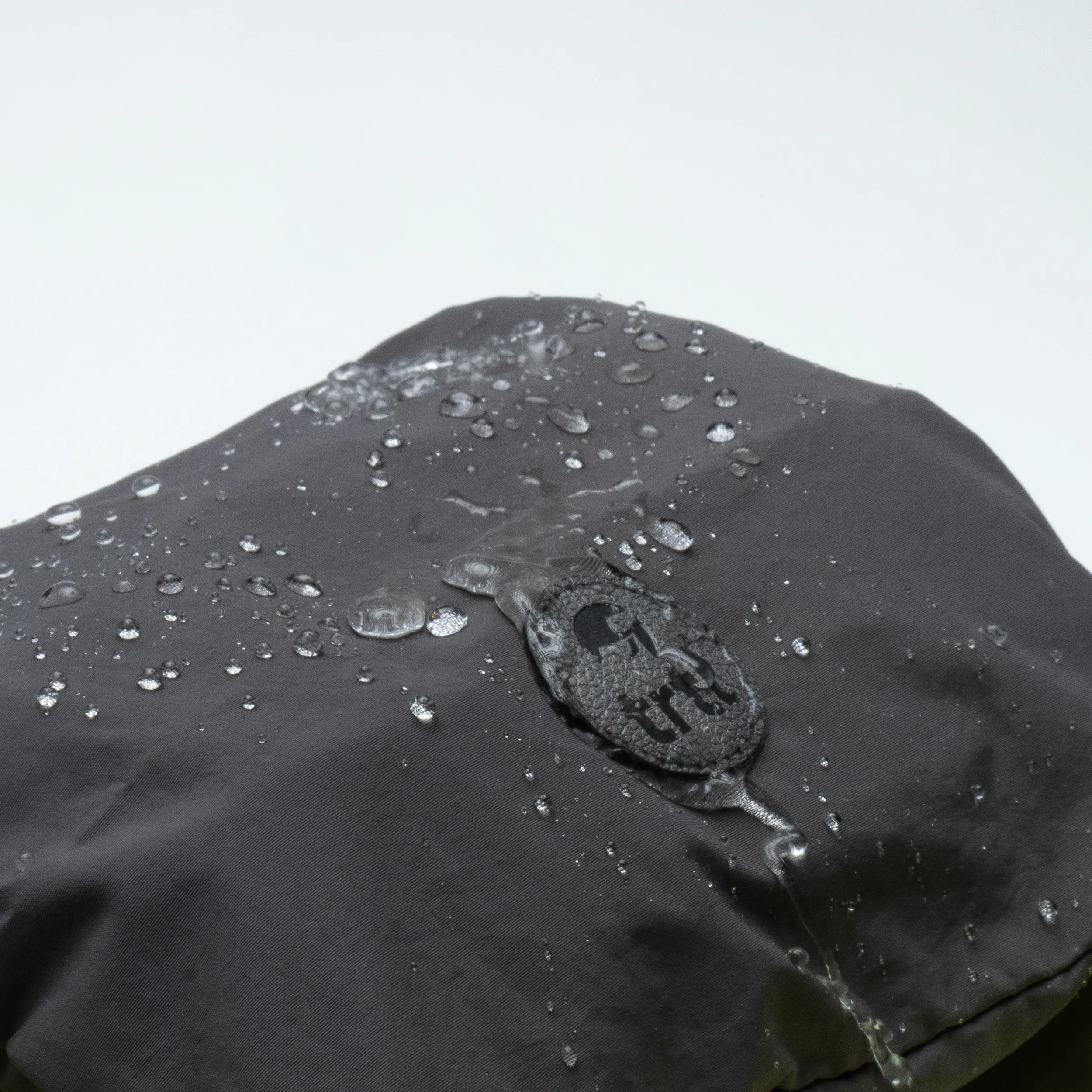 TRTL PILLOW CARRY BAG - Image 4